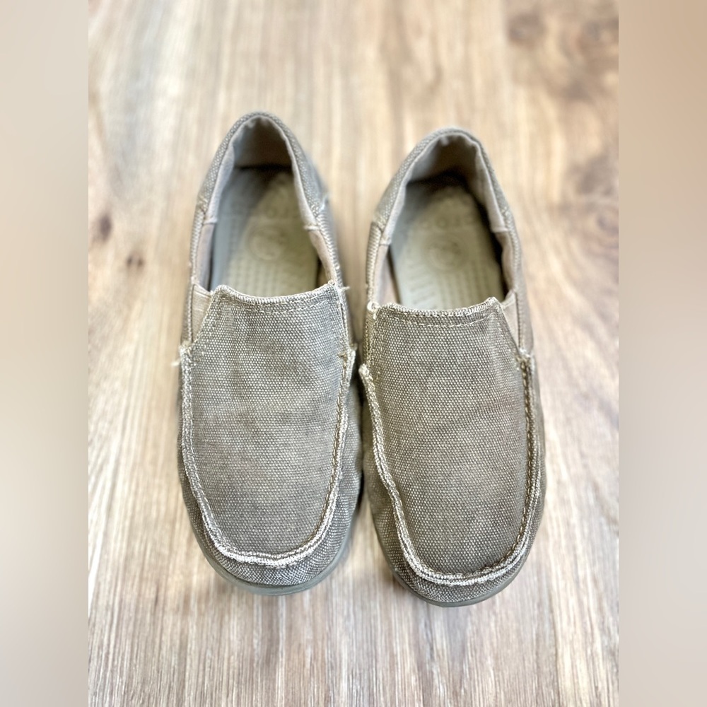 CROCS Distressed Burlap Canvas Loafers Slides Slip On Shoes J2 EUC
